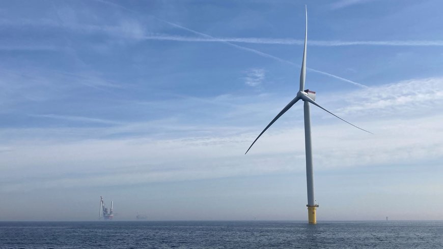 Första vindkraftverket installerat vid Hollandse Kust Zuid